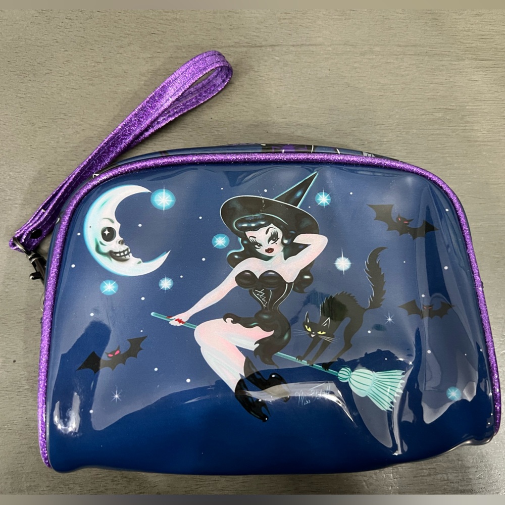 Kreepsville 666 Hex Kitten witch makeup bag designed by Miss Fluff
